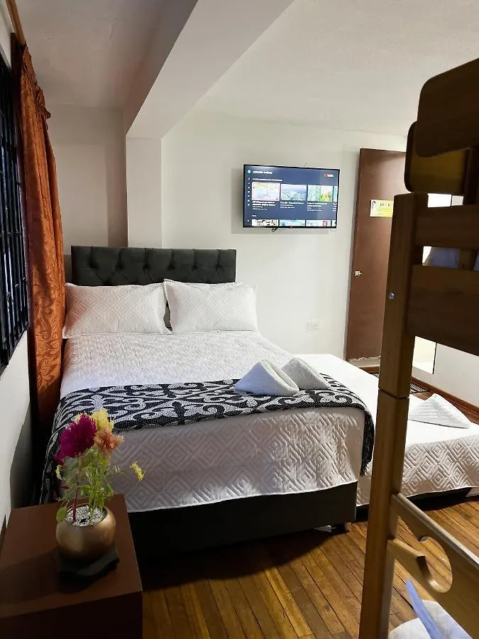 Hostal Casa Del Cafe بوغوتا 0*,  كولومبيا