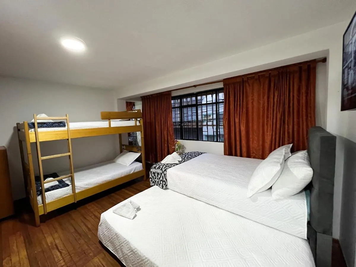 Hostal Casa Del Cafe بوغوتا بيت شباب