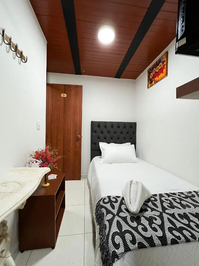 Hostal Casa Del Cafe بوغوتا